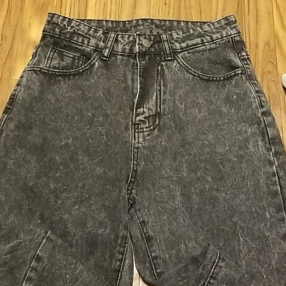 SHEIN acid wash high rise mom gen z jean - Picture 3 of 5